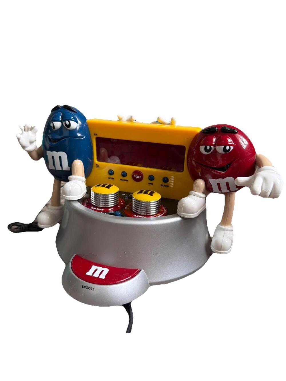 Vintage M&Ms Collectible AM/FM Digital Alarm Clock Radio Snooze Antenna - Picture 2 of 7